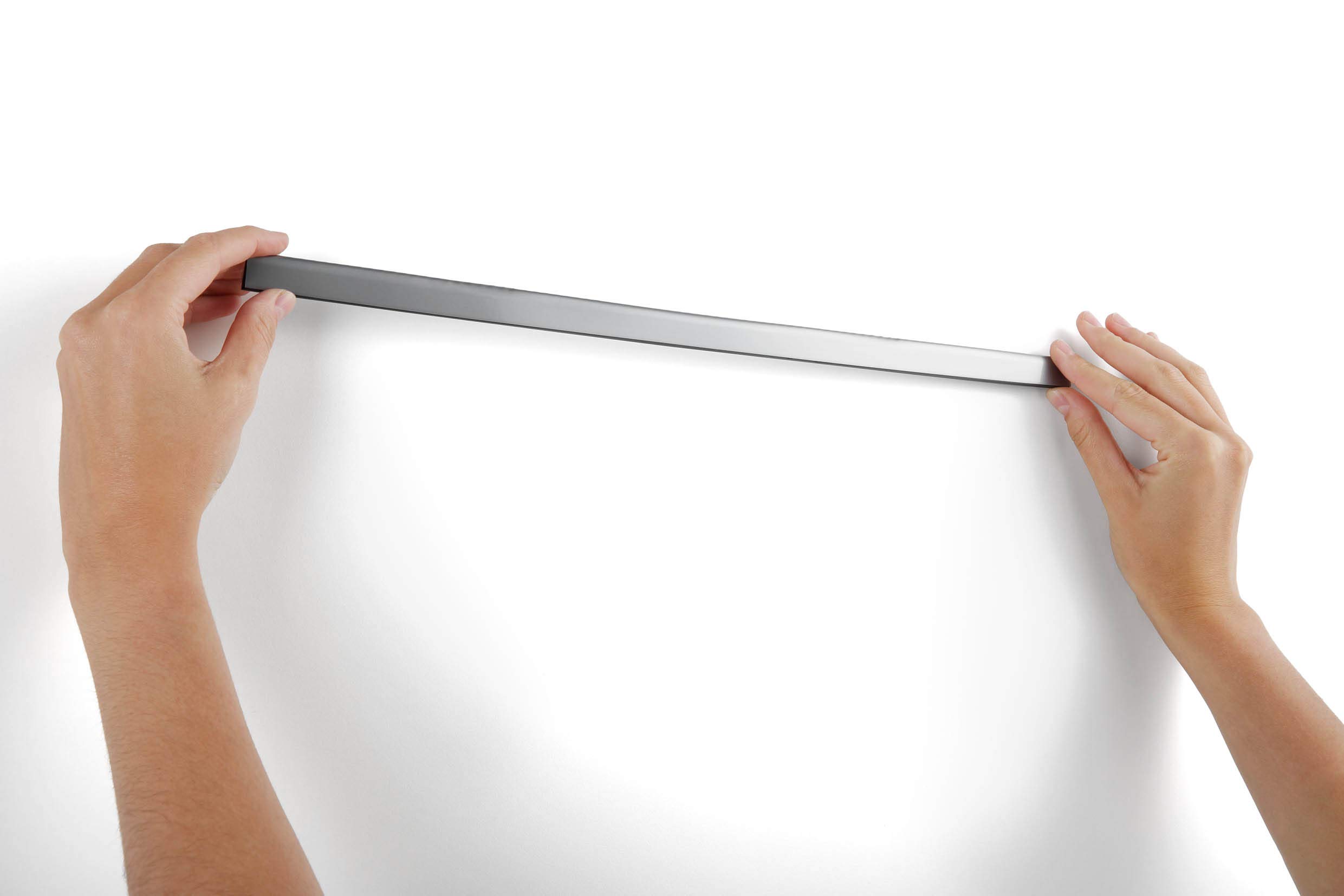 durable-duraframe-durafix-magnetleiste-5m-silber-rolle image 5