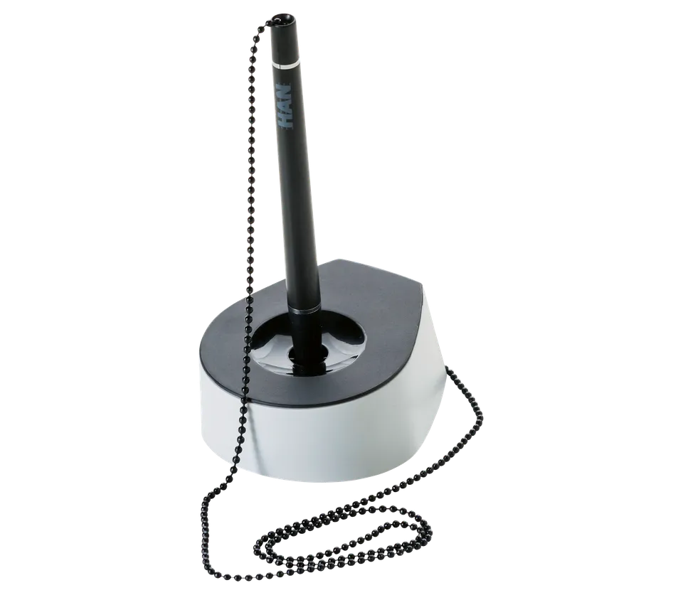 han-salsa-kugelschreiberst-nder-mit-kette-schwarz image 1