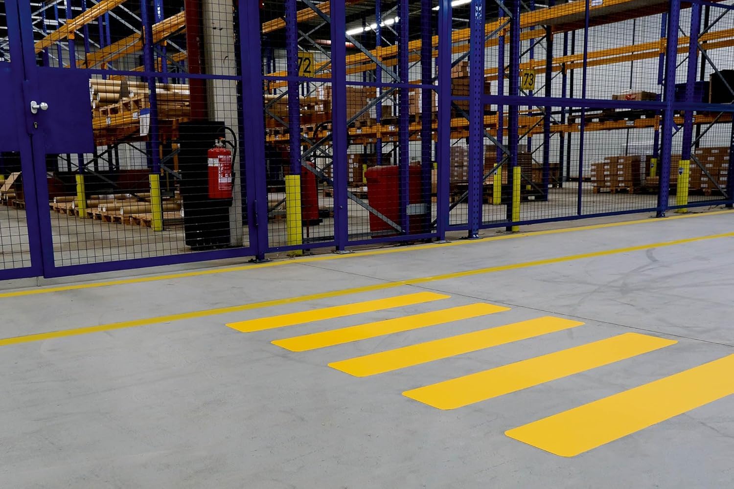 durable-duraline-181004-bodenmarkierung-zebrastreifen-5-st-ck image 4